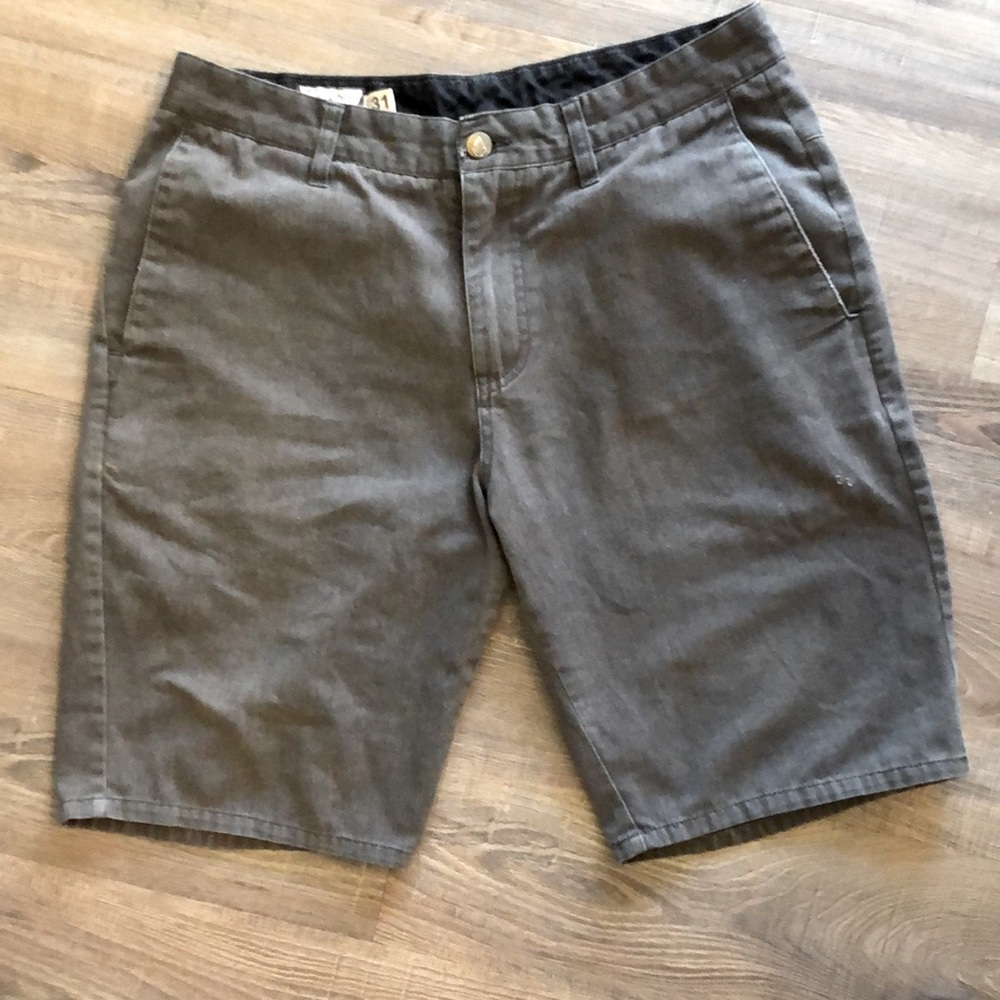 VOLCOM Shorts